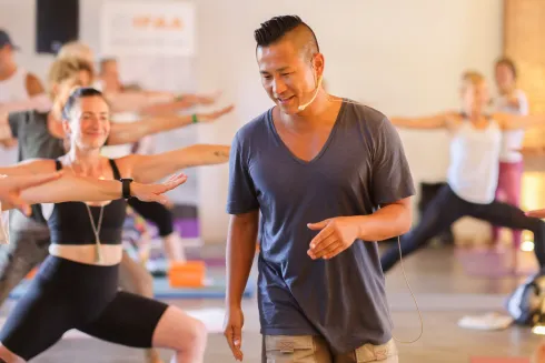 Jang-Ho Kim: Alignment & Stretch @ Yoga Roots by Daniela Baumgartner