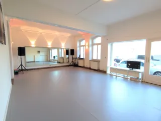 Dieser Anbieter hat keine Bildbeschreibung für dieses Bild hinterlegt