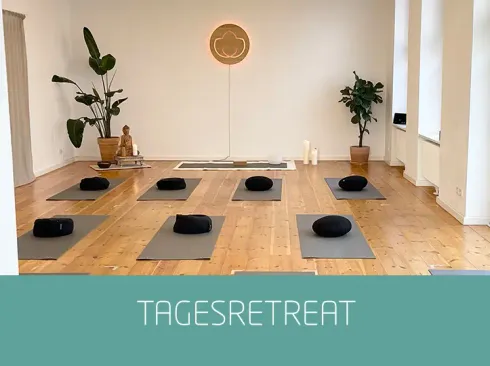 Tagesretreat (Yoga und Tiefenentspannungen) @ Yogibar Berlin