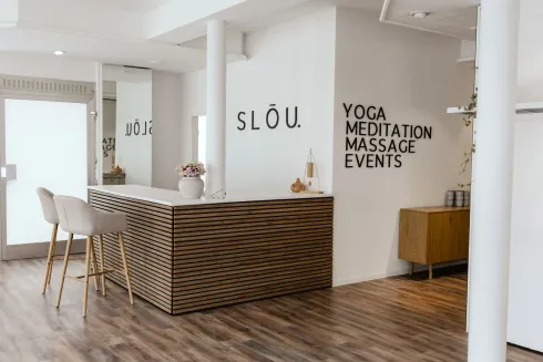 SLŌU. YOGA • MEDITATION • MASSAGE • EVENTS
