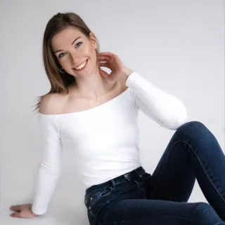 Nina-Lee