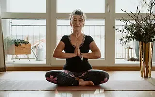 Yoga Tage: Meditativer Lunch-Break @ aurum loft