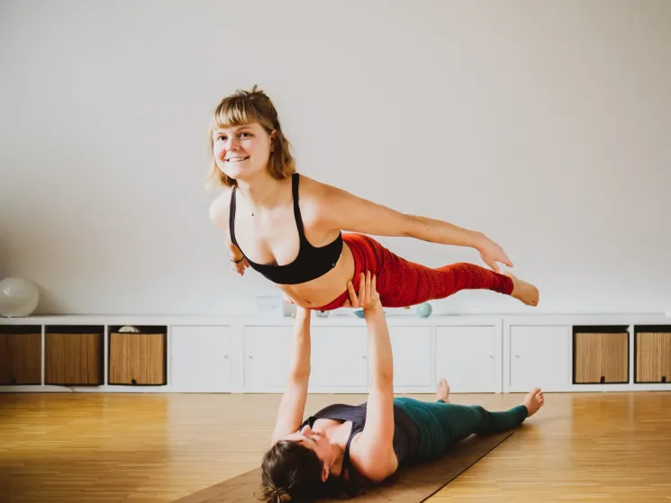 4-teiliger AcroYoga-Kurs für Beginner | Anika Osbelt @ muktimind yoga & therapy