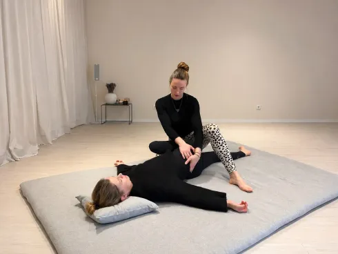 Yin Yoga Special - Yin meets Thai Yoga Massage @ re-treat yourself