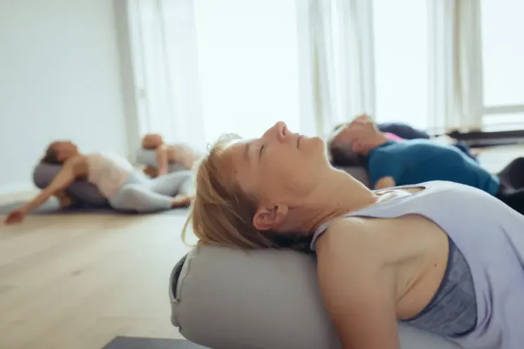 Yin Yoga zum achtsamen Jahresrückblick "Workshop" @ yogaraum norderstedt