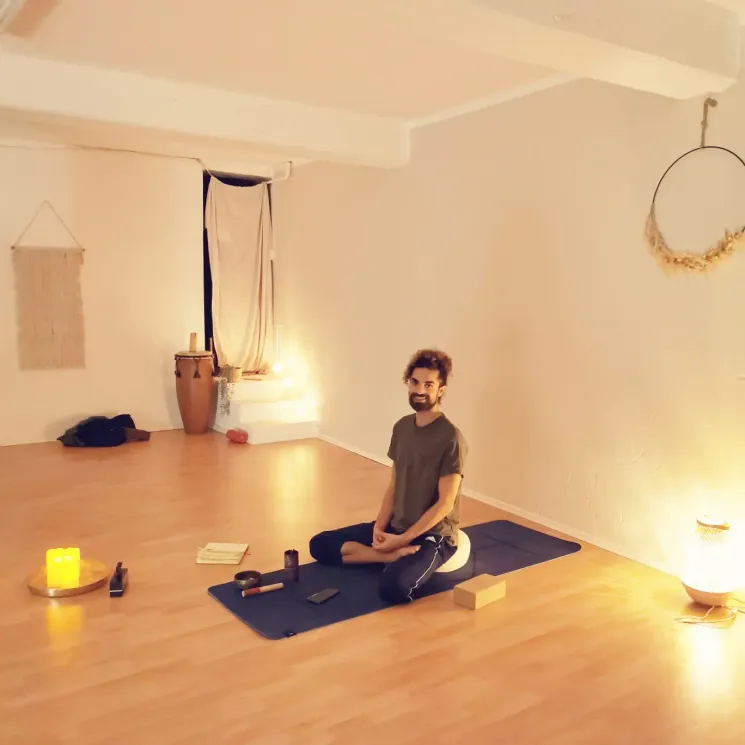 Hatha Yoga Präventionskurs "Focus & Alignment" @ Saṃtoṣa Yoga Community