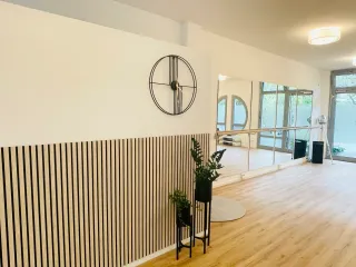 Dieser Anbieter hat keine Bildbeschreibung für dieses Bild hinterlegt