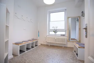 Dieser Anbieter hat keine Bildbeschreibung für dieses Bild hinterlegt