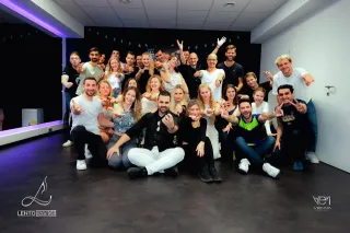 Dieser Anbieter hat keine Bildbeschreibung für dieses Bild hinterlegt