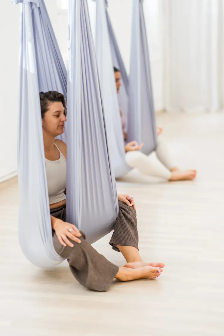 Aerial Yin meets Bodywork @ YOGAlounge Vienna