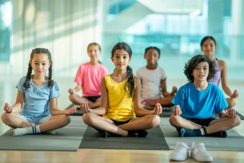 Yoga-Löwen – gemeinsam wachsen und leuchten (8-10 jährige Kinder) @ MIRKAS YOGAHÄUSCHEN