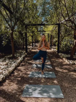 Yoga - Carlotta Hantl