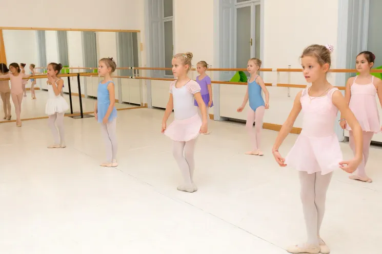 Kinderballett Sommer Intensivkurs (5 -6 Jahe) @ Ballettschule DANCEWORLD