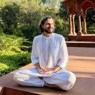 Adrian Zettl (engl.)