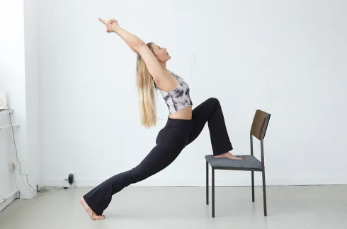 Assists & Alignment | Ninya Lehrheuer @ muktimind yoga & therapy