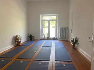 Dieser Anbieter hat keine Bildbeschreibung für dieses Bild hinterlegt