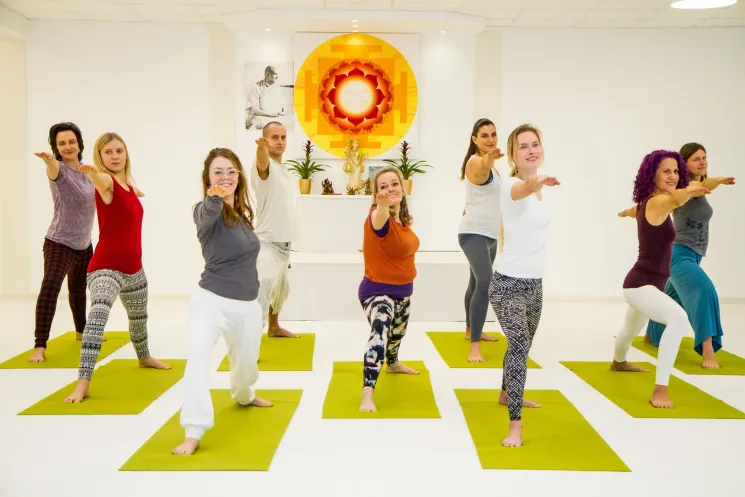 Präventionskurs Anfänger Yoga 1 @ Yoga Vidya Mainz