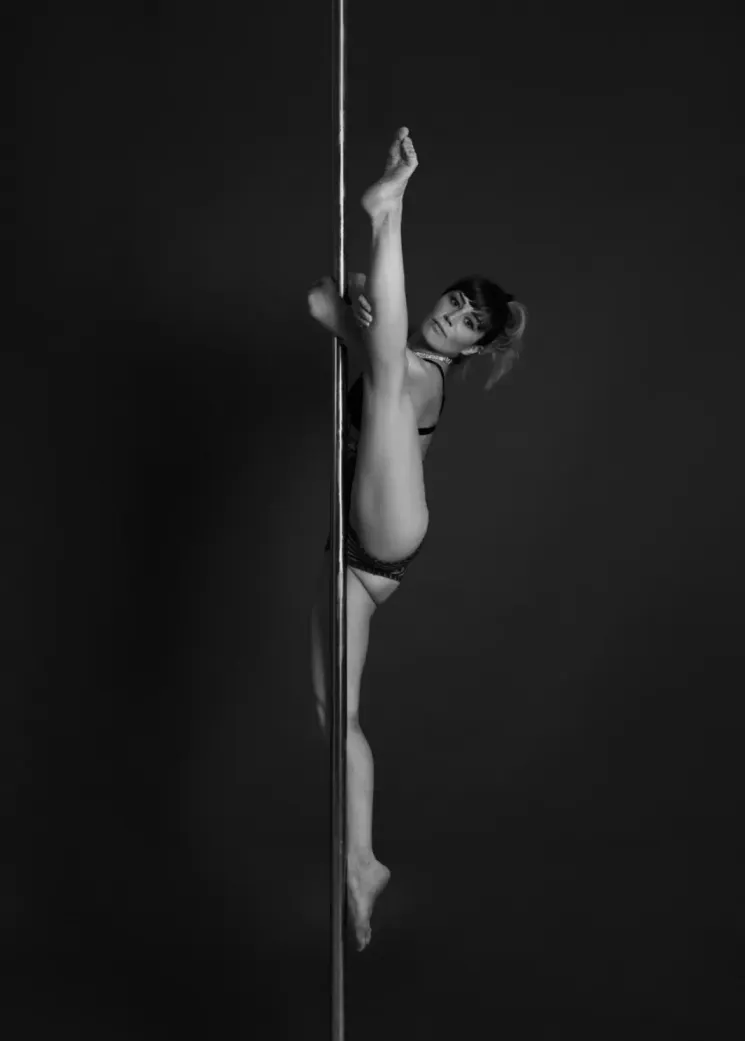 ONLINE Flexibility Flow (Middle Splits) | Munich Poledance @ The Supergirl Studio