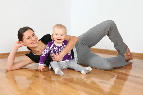 Mama & Baby Pilates - ONLINE @ Pilates am Platz