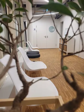 Dieser Anbieter hat keine Bildbeschreibung für dieses Bild hinterlegt