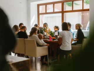 Dieser Anbieter hat keine Bildbeschreibung für dieses Bild hinterlegt