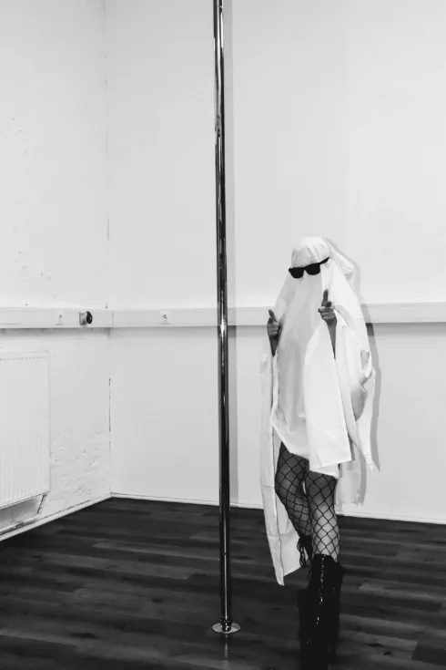 Halloween Heels Workshop – Dark Flow Edition mit Kati @ Fit & Fly by Marita