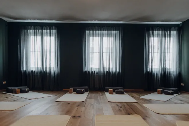 Nicolette Hiemer Yin Yoga Traunstein & Lovely Times