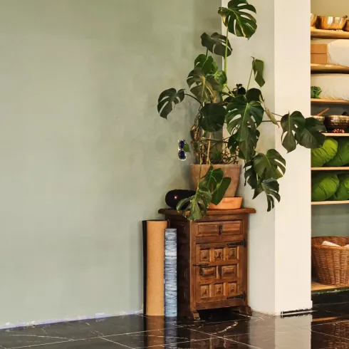 Nirantara Yoga Café