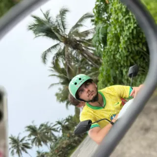 Théo