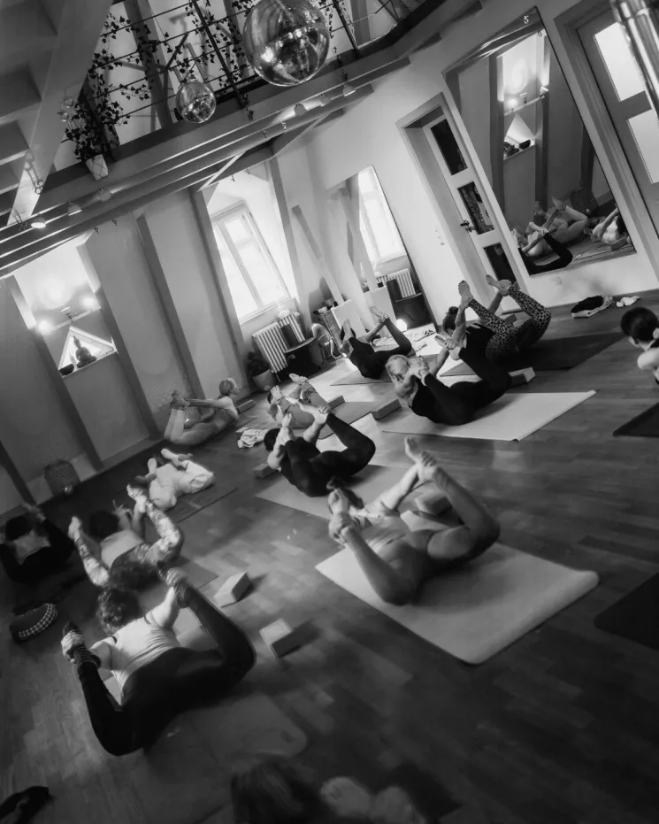 ONLINE: Early Bird - Sanfter Start in den Morgen @ STUDIO108