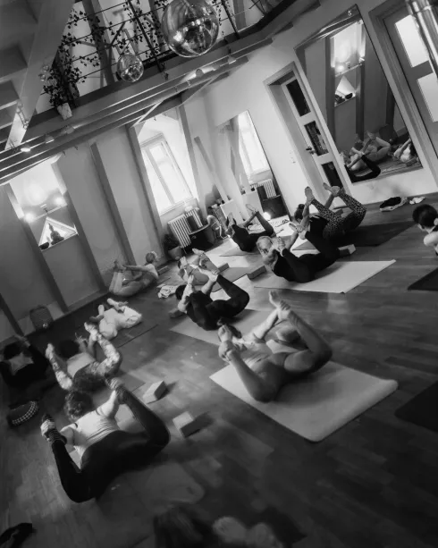 ONLINE: Early Bird - Sanfter Start in den Morgen @ STUDIO108
