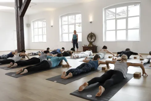 Therapie-Yoga STUDIO @ Yogazentrum Mödling