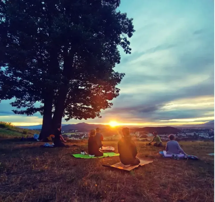 Sunrise Yoga auf der Schleppealm @ Yoga Wunder