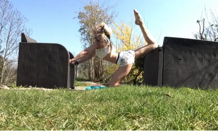 Stretching (Online-Übertragung) @ Passionat Pole Fitness und Dance