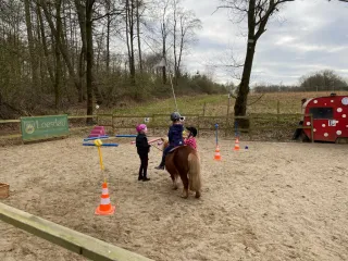 Dieser Anbieter hat keine Bildbeschreibung für dieses Bild hinterlegt