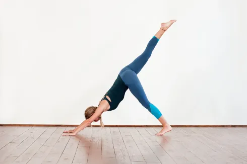 Freitagsspecial - Ashtanga Yoga STUDIO FR @ yogaloft Flingern
