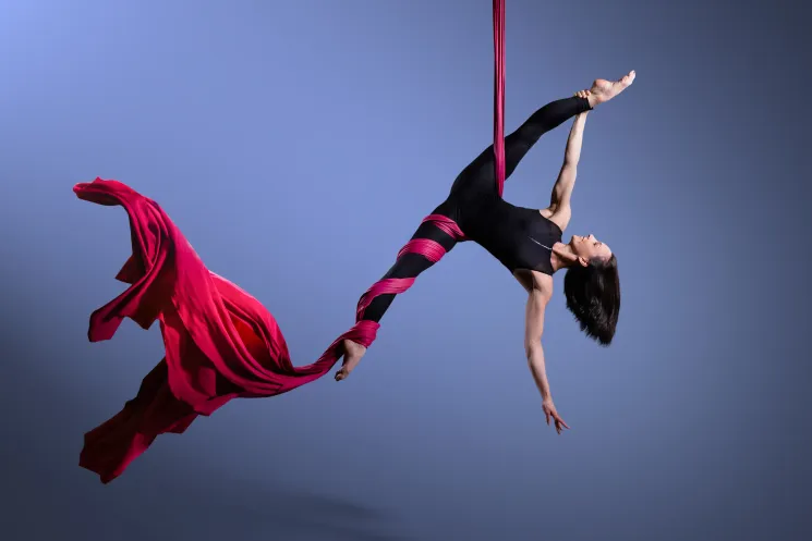 Aerial Silk Choreography 1 (Beg. - Inter.) mit Christine Wunderlich @ Aerial Infinity