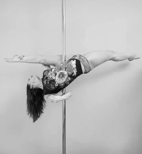 Workshop All About Pole Splits by Valentina Zaytseva @ Pole Dance Factory Amsterdam Oost
