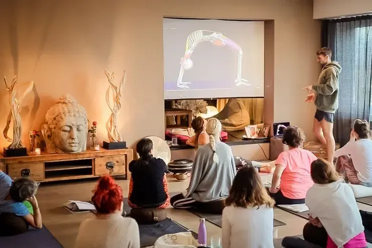 Die Yoga Ausbildung 40h - Januar bis März 2020 @ ATHAYOGA - Zollikon