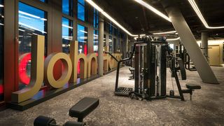 John Harris Fitness Hauptbahnhof