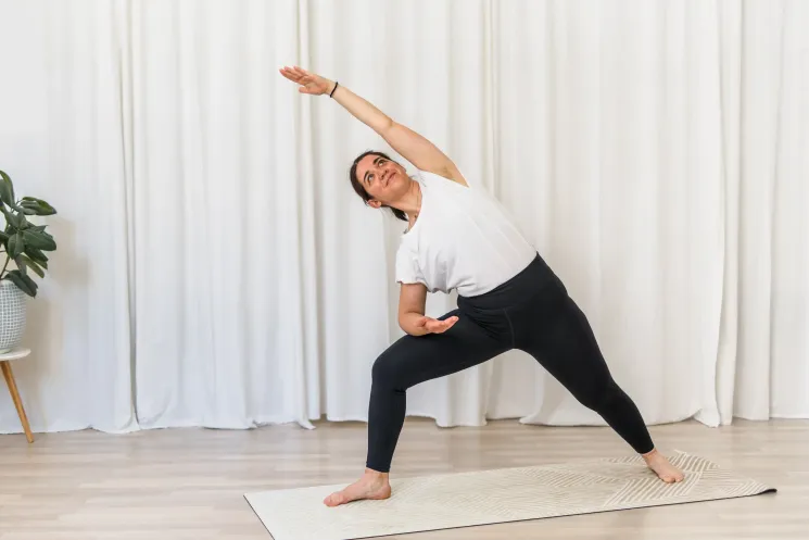 Yoga Anfänger:innen Kurs - Montag 17.30-19.00 Uhr @ YOGAlounge Vienna