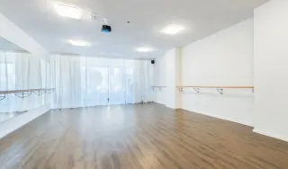 Dieser Anbieter hat keine Bildbeschreibung für dieses Bild hinterlegt