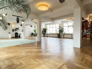 Dieser Anbieter hat keine Bildbeschreibung für dieses Bild hinterlegt