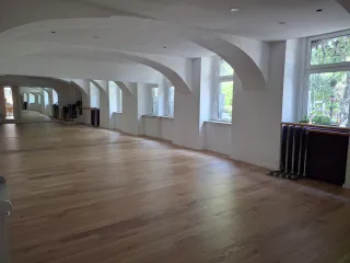 Dieser Anbieter hat keine Bildbeschreibung für dieses Bild hinterlegt