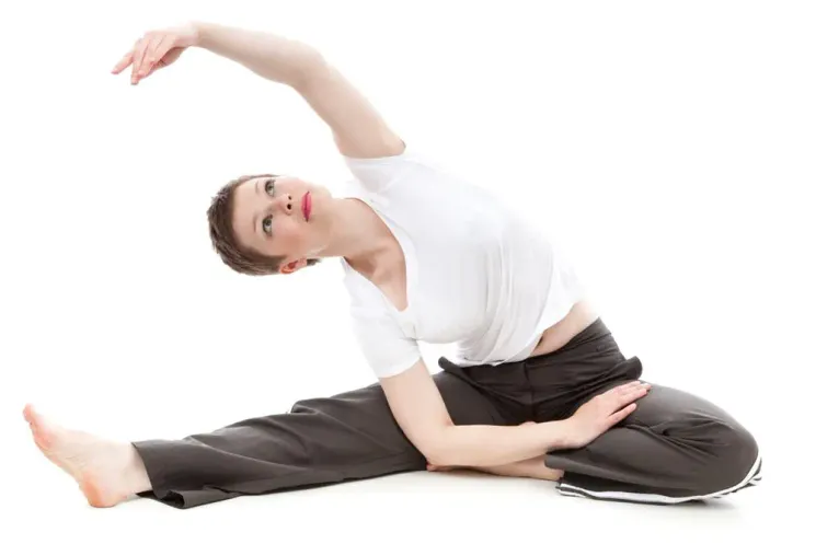 VOR ORT - Hatha Yoga für den Rücken - Für Wurzeln und Flügel @ YOGA STUDIO SURYA HOFGUT HOLZMÜHLE