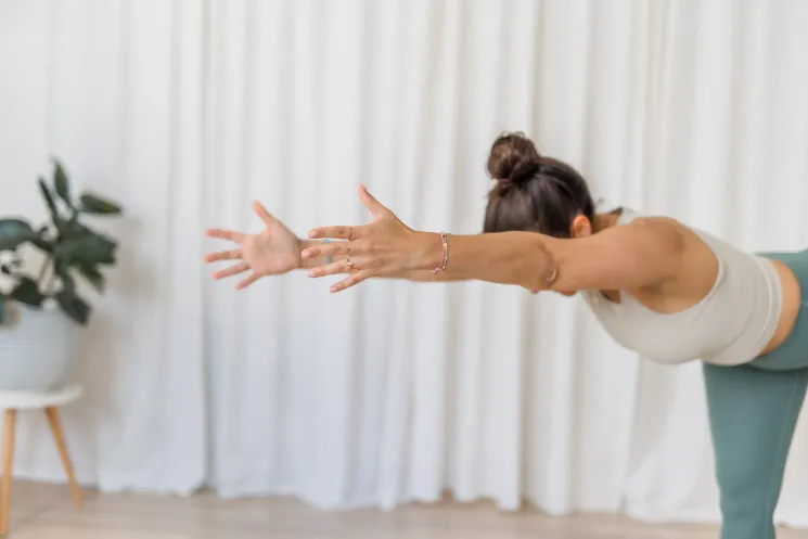 Yoga Anfänger:innen Kurs - Freitag 9:00-10:30 Uhr @ YOGAlounge Vienna