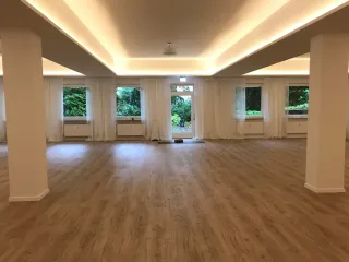 Dieser Anbieter hat keine Bildbeschreibung für dieses Bild hinterlegt