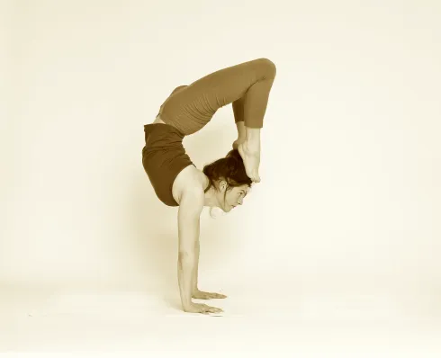 Ashtanga Special – Led Class Primary Series mit Anna Rossow @ The Shala Hamburg