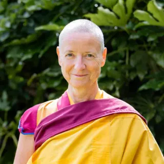 Gen Kelsang Lobma