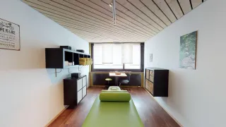 Dieser Anbieter hat keine Bildbeschreibung für dieses Bild hinterlegt